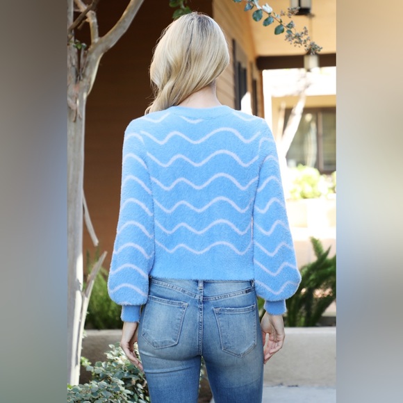 Boutique | New Blue Cropped Fuzzy Cardigan - Picture 3 of 5